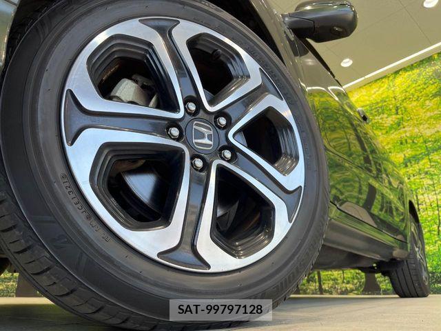 Honda VEZEL 2014-06 7226630-12