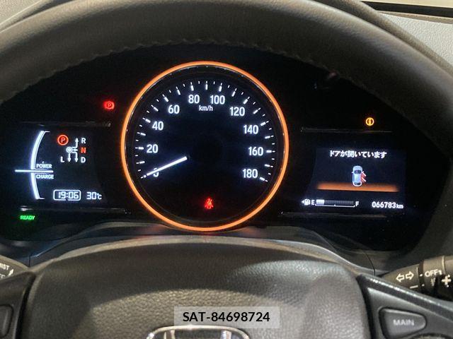Honda VEZEL 2017-11 7226663-17