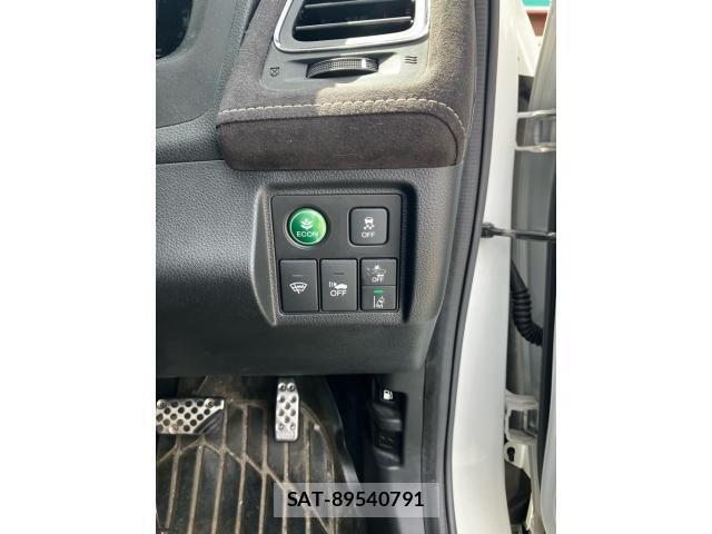 Honda VEZEL 2018-10 7226670-19