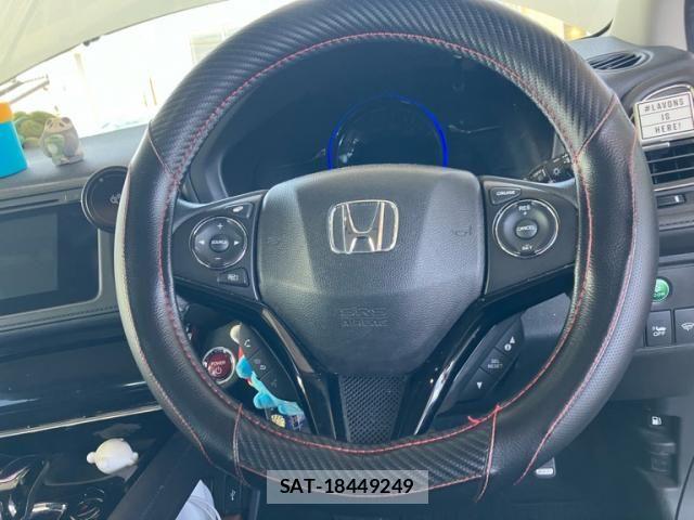 Honda VEZEL 2014-06 7226633-15