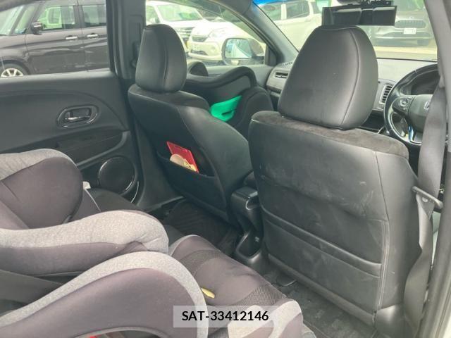 Honda VEZEL 2017-06 7226656-15