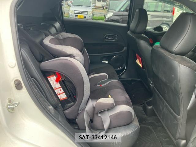 Honda VEZEL 2017-06 7226656-16