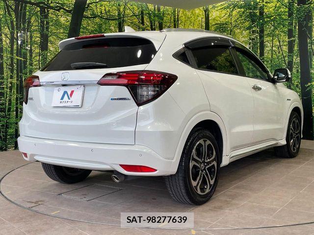 Honda VEZEL 2019-08 7226671-16