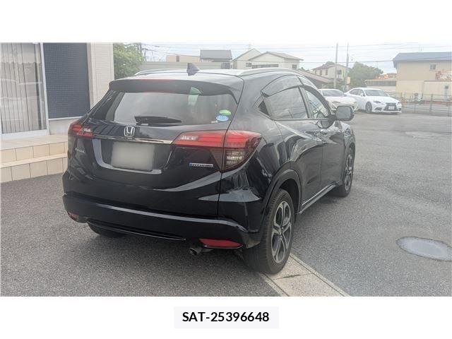 Honda VEZEL 2018-06 7226669-6