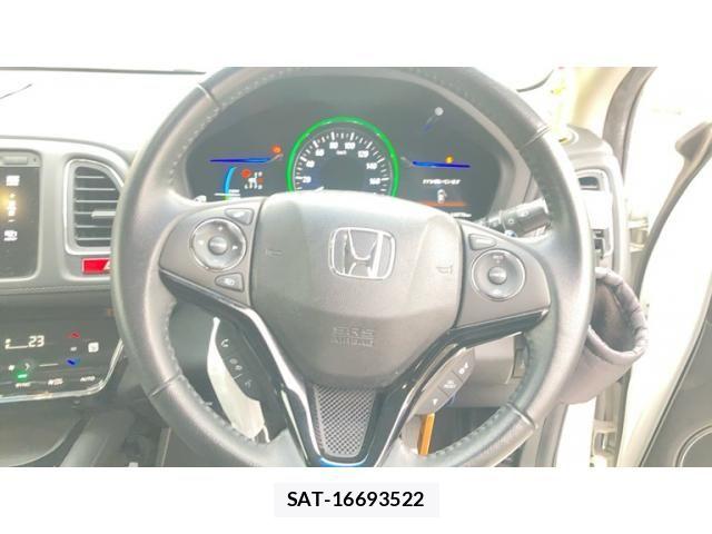 Honda VEZEL 2014-02 7226627-18