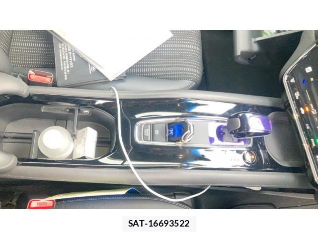 Honda VEZEL 2014-02 7226627-26