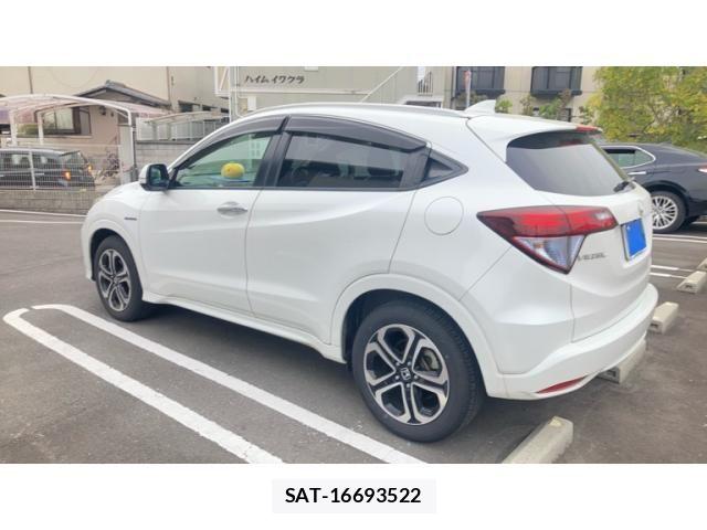 Honda VEZEL 2014-02 7226627-3