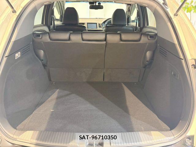 Honda VEZEL 2017-03 7226652-12