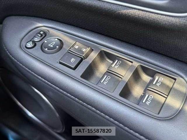 Honda VEZEL 2018-09 7226665-27