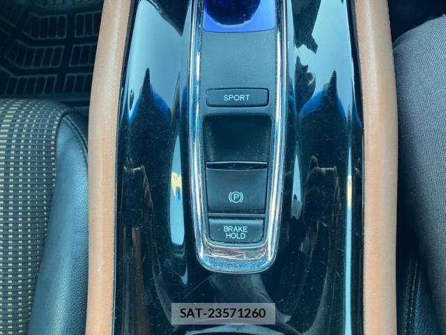 Honda VEZEL 2015-06 7226637-20