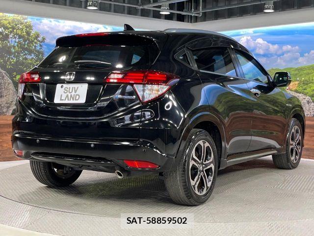 Honda VEZEL 2016-03 7226642-16