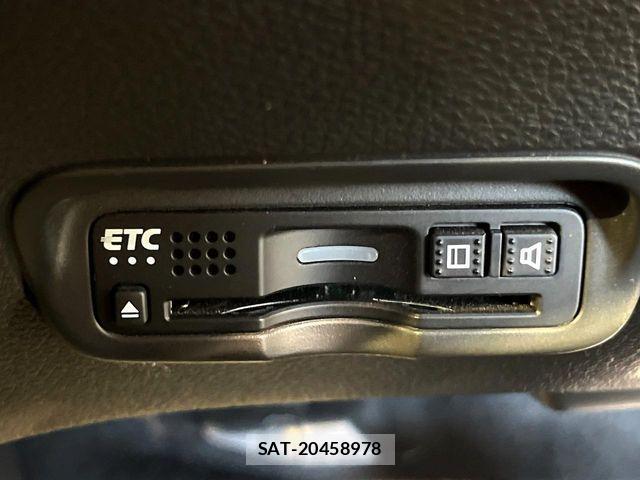 Honda VEZEL 2018-04 7226664-6