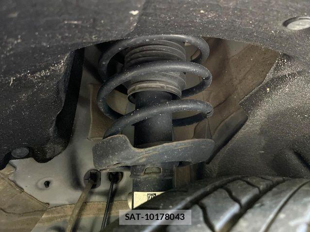 Honda VEZEL 2018-05 7226661-19