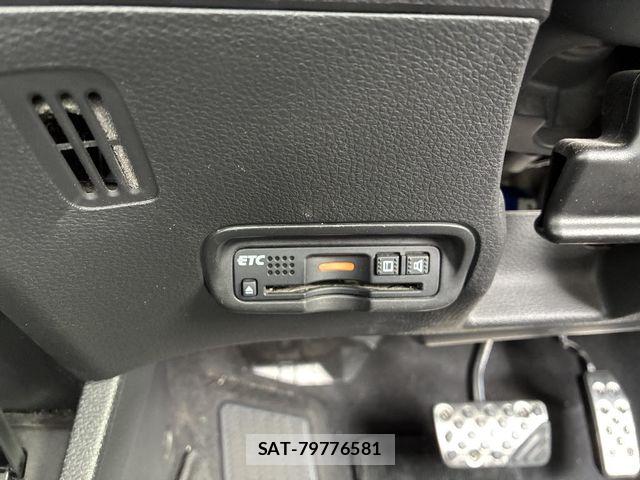 Honda VEZEL 2017-06 7217289-9