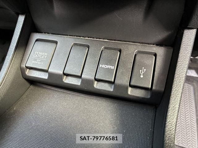 Honda VEZEL 2017-06 7217289-12