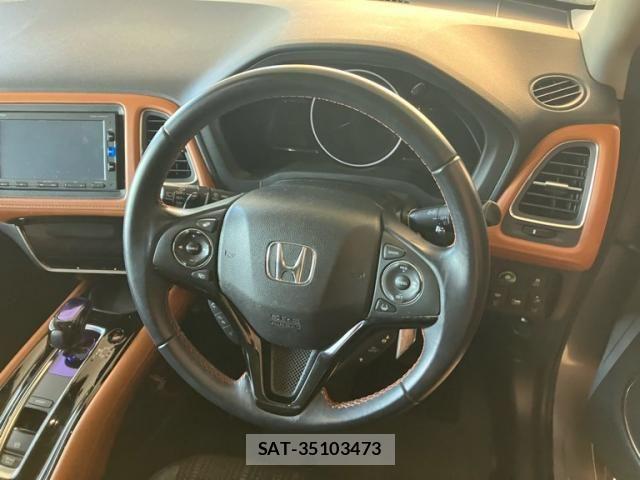 Honda VEZEL 2017-06 7226654-11