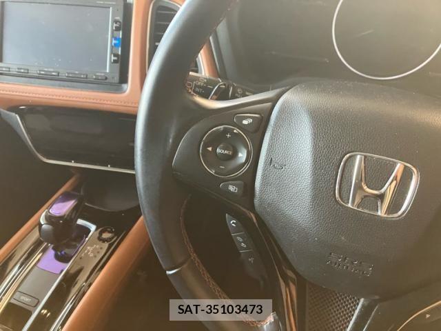 Honda VEZEL 2017-06 7226654-13