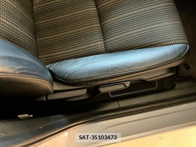 Honda VEZEL 2017-06 7226654-15