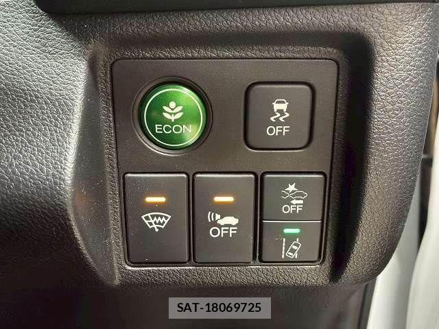 Honda VEZEL 2018-11 7250319-9