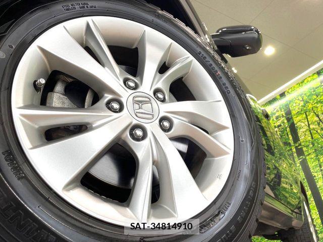 Honda VEZEL 2014-08 7250323-12