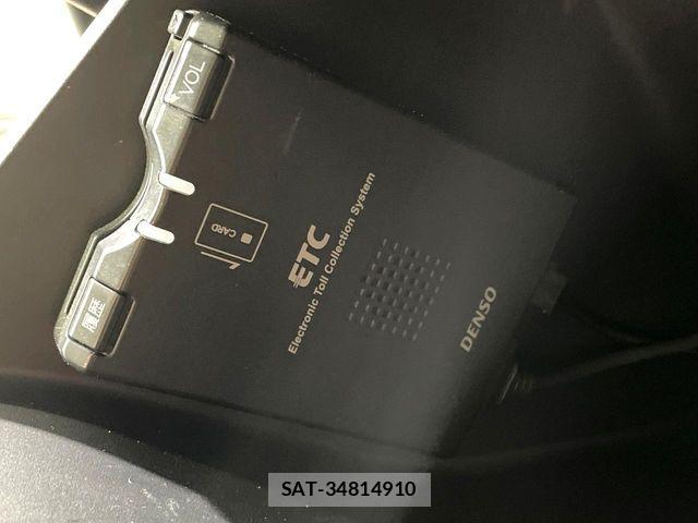 Honda VEZEL 2014-08 7250323-6