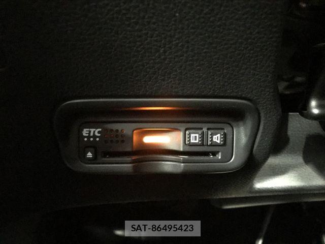 Honda VEZEL 2019-06 7252730-22