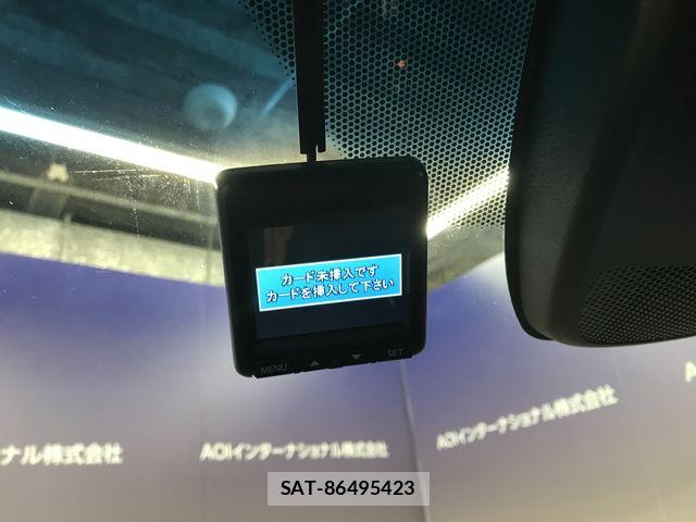 Honda VEZEL 2019-06 7252730-24