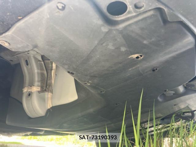 Honda VEZEL 2018-06 7252731-10