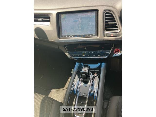 Honda VEZEL 2018-06 7252731-21