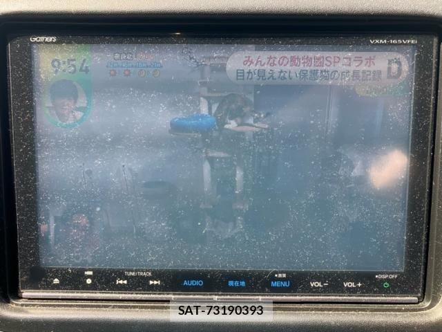 Honda VEZEL 2018-06 7252731-22
