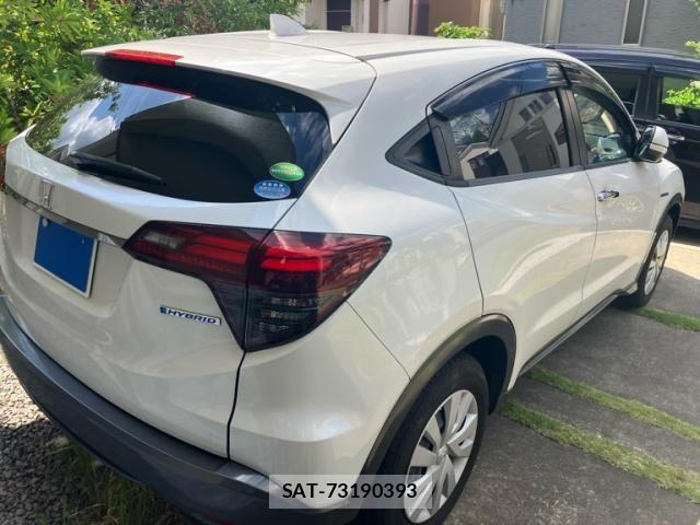 Honda VEZEL 2018-06 7252731-5