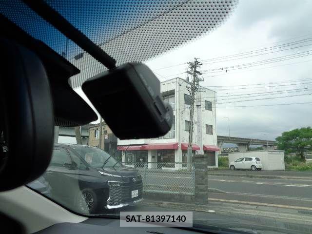 Honda VEZEL 2019-10 7273211-10