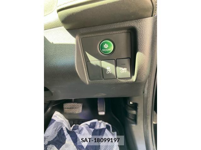 Honda VEZEL 2014-06 7273212-16