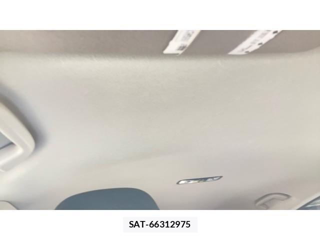 Honda VEZEL 2020-10 7273210-17