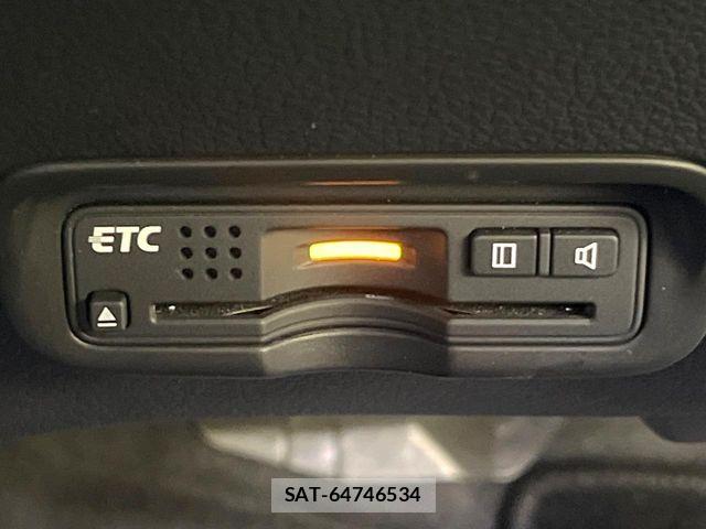 Honda VEZEL 2017-03 7272668-6