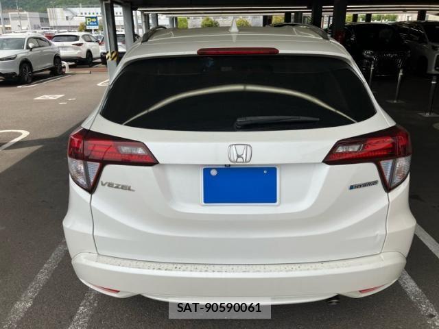 Honda VEZEL 2015-09 7261882-2