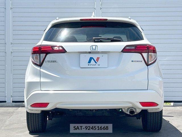 Honda VEZEL 2014-03 7330942-18