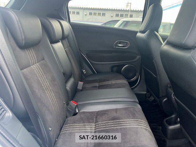 Honda VEZEL 2020-11 7330938-9