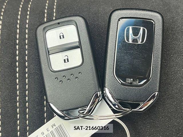 Honda VEZEL 2020-11 7330938-23