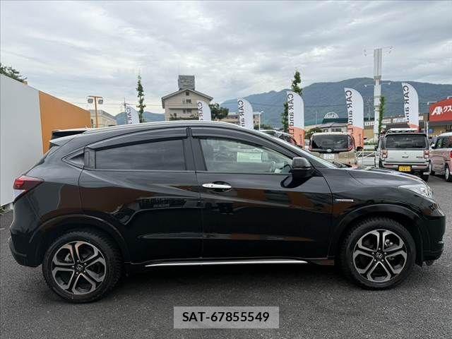 Honda VEZEL 2016-08 7330941-11