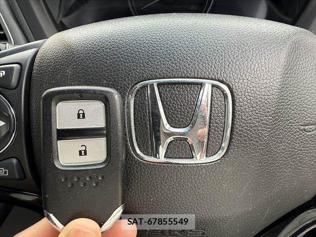 Honda VEZEL 2016-08 7330941-3