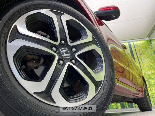 Honda VEZEL 2018-07 7330939-11