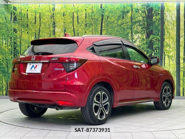 Honda VEZEL 2018-07 7330939-16