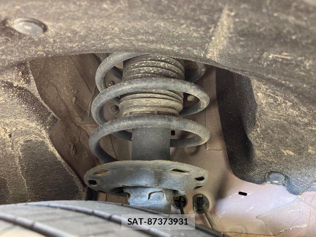 Honda VEZEL 2018-07 7330939-18