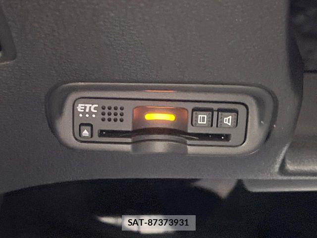 Honda VEZEL 2018-07 7330939-6
