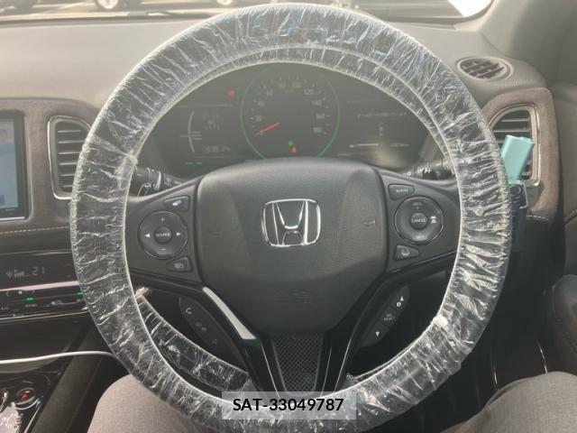 Honda VEZEL 2018-02 7330943-20