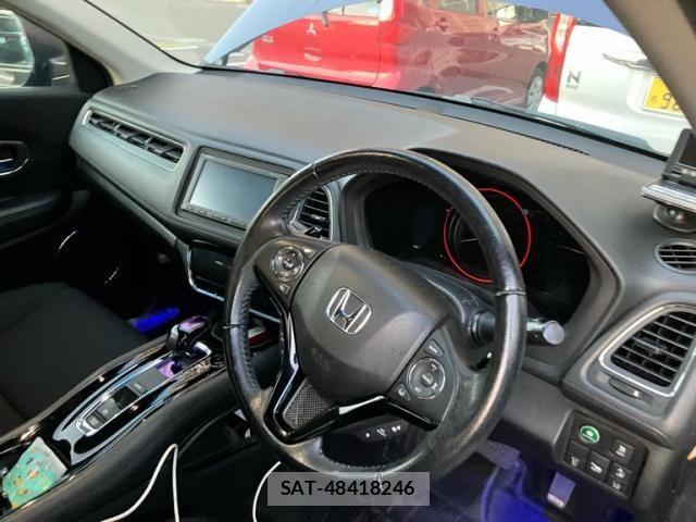Honda VEZEL 2016-06 7330945-13