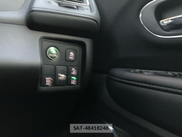 Honda VEZEL 2016-06 7330945-20