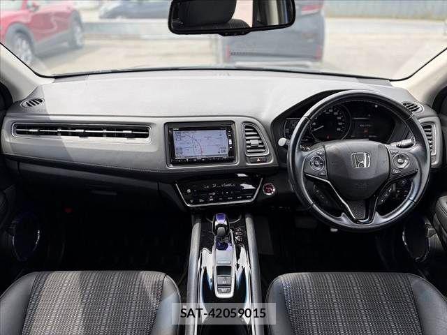 Honda VEZEL 2017-06 7330944-1