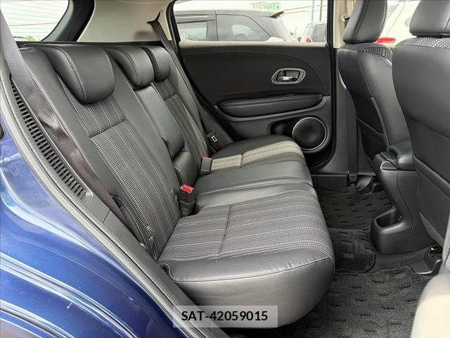 Honda VEZEL 2017-06 7330944-19